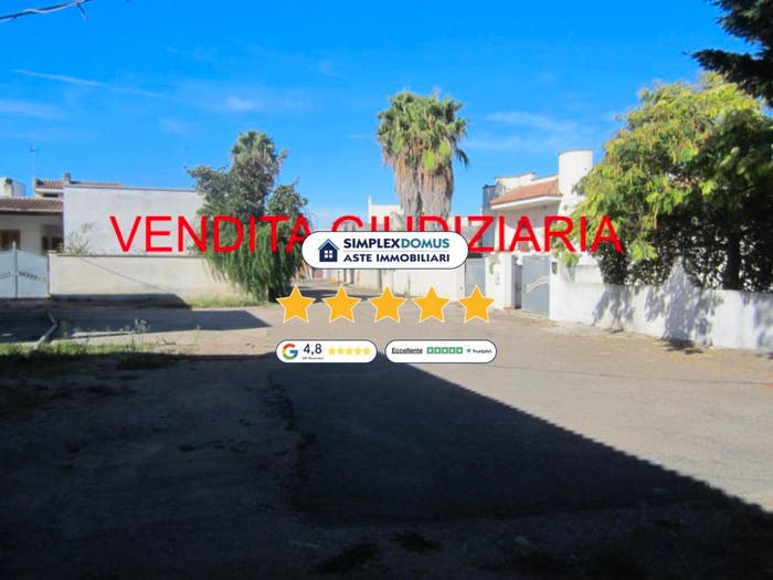 Appartamento con 6 locali in vendita in Via Placerà, Sternatia