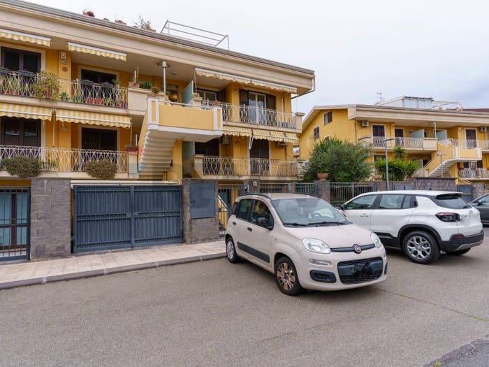 Appartamento con 6 locali in vendita in Via San Nullo, San Nullo Sebastiano Catania, Catania