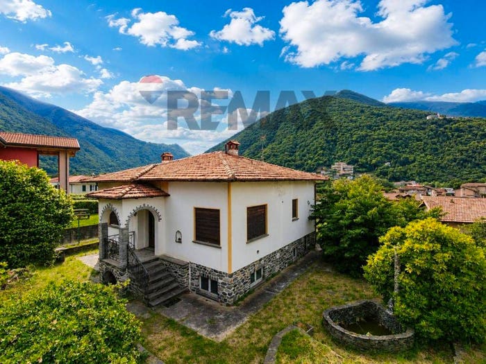 Casa bilocale in vendita in Via Crocefisso, Centro, Cannobio