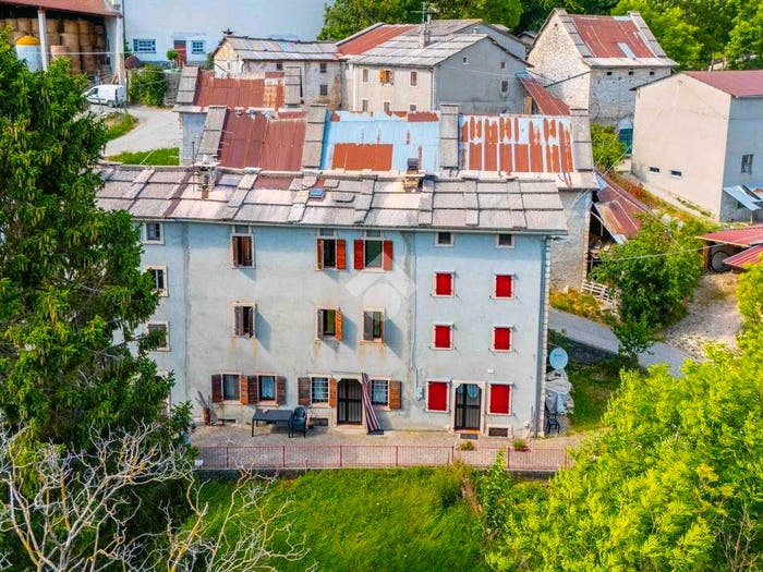 Casa quadrilocale in vendita in Via Valle, Velo Veronese