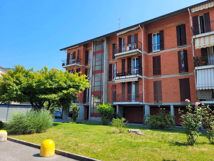 Appartamento trilocale in vendita in Via Luigi Villa, Carvico