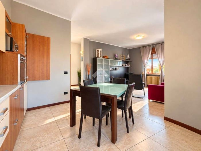 Appartamento trilocale in vendita in Via G Galilei, Centro, Ponte San Pietro