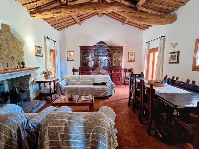 Casa quadrilocale in vendita in San Pantaleo, Olbia