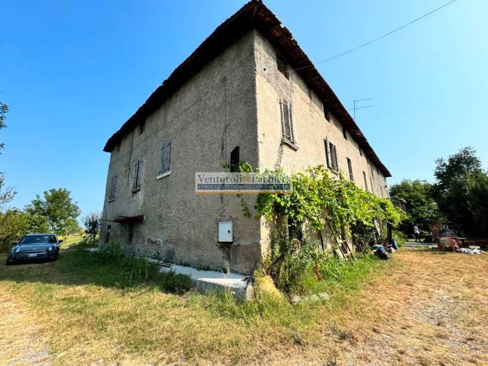Casa con 6 locali in vendita in Via Fenil Boi, Lonato del Garda