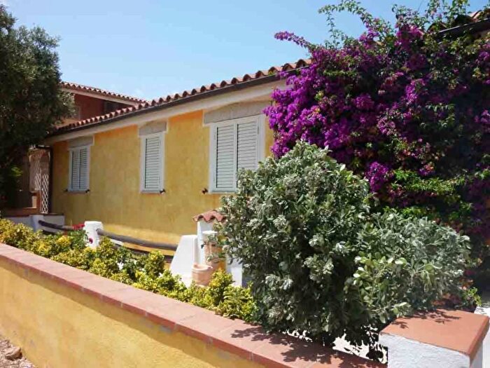 Casa con 6 locali in vendita in Via Galileo Galilei, Porto San Paolo, Loiri Porto San Paolo
