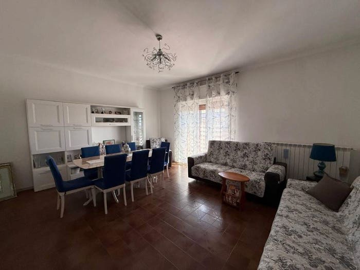 Appartamento trilocale in vendita in Via Firenze, Centro, Mentana