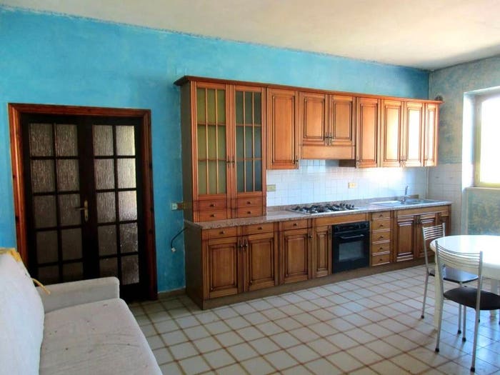 Appartamento trilocale in vendita in Strada Regionale Casilina No Number, Torrice