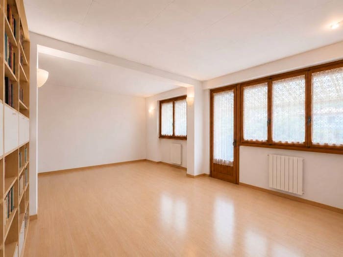 Appartamento con 6 locali in vendita in Via Firenze, Centro, Calenzano