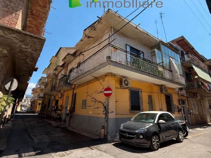 Appartamento trilocale in vendita in Centro, Battipaglia