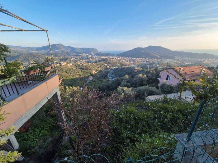 Appartamento con 6 locali in affitto in Via San Quilico, San Bernardo, Sestri Levante