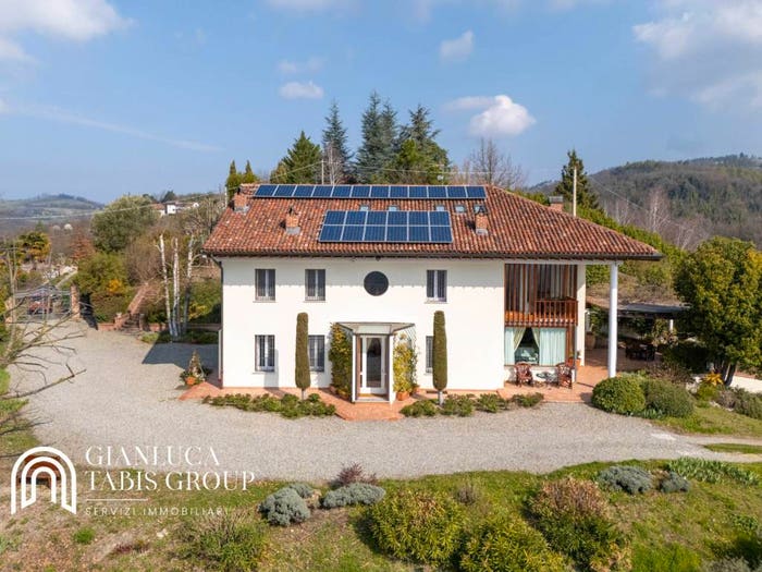 Casa con 6 locali in vendita in Moncucco Torinese