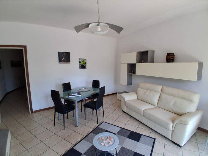 Appartamento trilocale in vendita in Lungolago Bruno Buozzi, Centro, Omegna