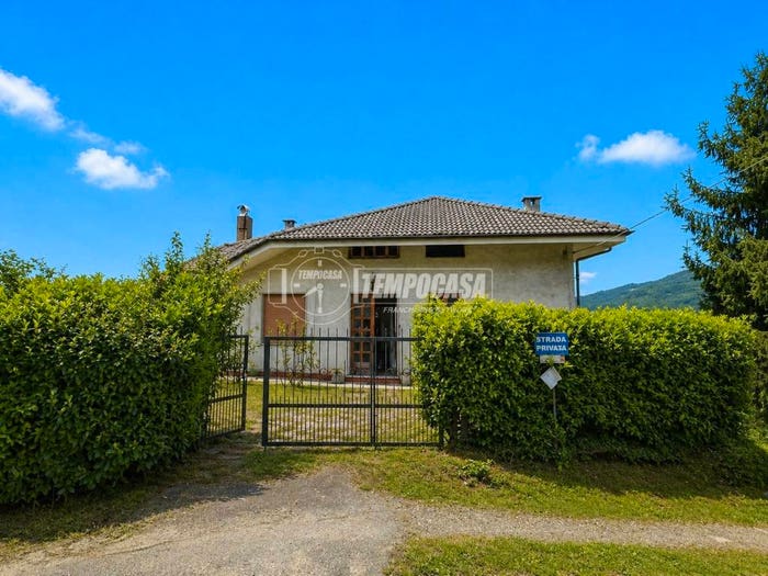 Casa quadrilocale in vendita in Via FRAZ BOSONETTO, Centro, Forno Canavese