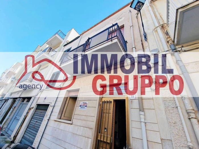 Casa trilocale in vendita in Via Vittorio Emanuele Orlando, Centro, Andria