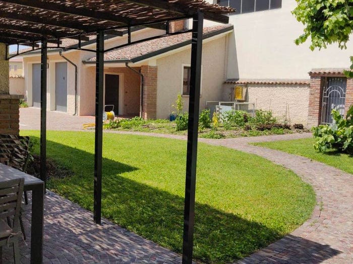 Casa con 6 locali in vendita in Roncadello, Casalmaggiore
