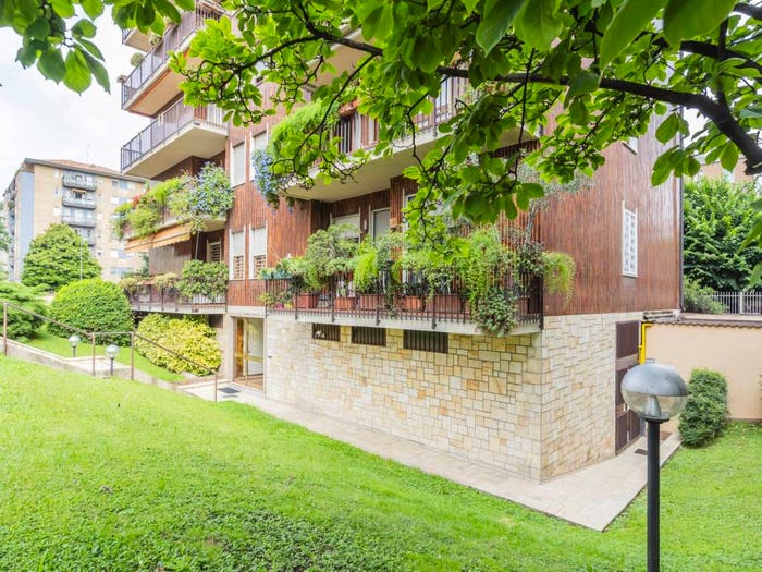 Appartamento trilocale in vendita in Via Staro, Quartiere Feltre, Milano