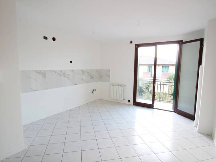Appartamento trilocale in vendita in Via degli Aceri, Centro, Santa Maria di Sala