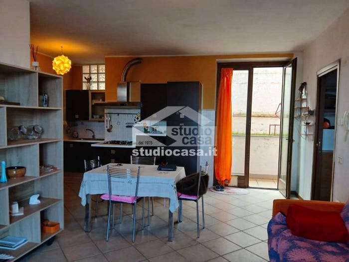Appartamento bilocale in vendita in Via Canale, Roncola Alta, Roncola
