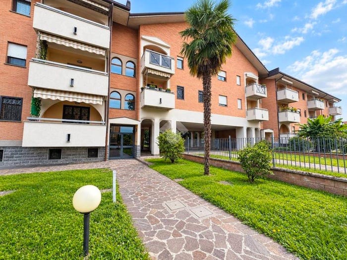 Appartamento trilocale in vendita in Via masina, Centro, Siziano