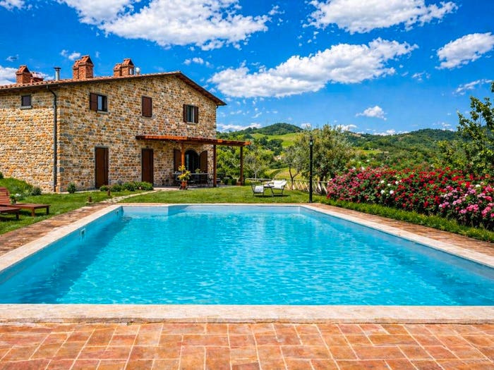 Casa con 6 locali in vendita in Località Cai Valentini, Centro, Pietralunga