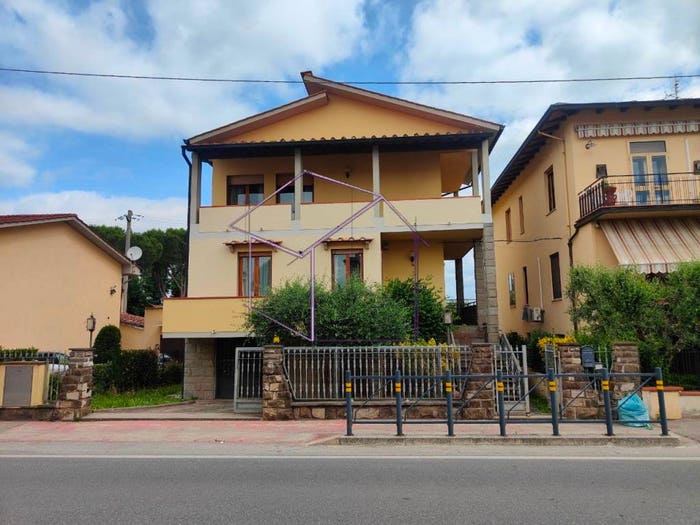 Casa con 6 locali in vendita in Via Crocicchio dell'Oro, Sant'Angelo Vingone, Campi Bisenzio