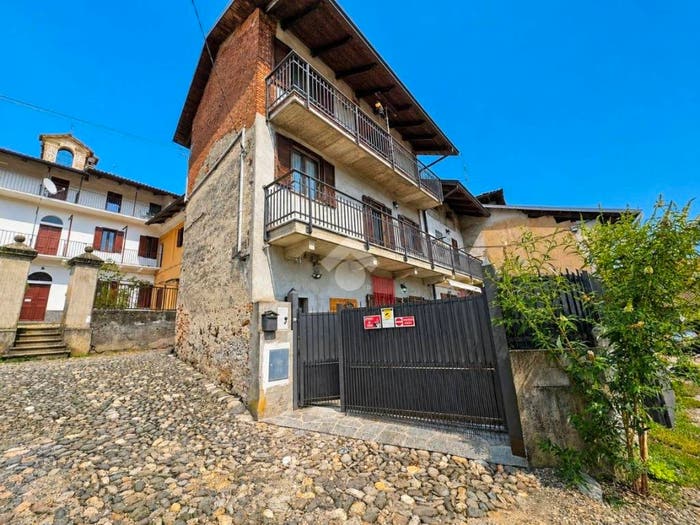 Casa con 5 locali in vendita in Via Luciano Debernardi, Vermogno, Zubiena