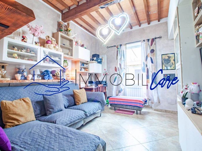 Appartamento quadrilocale in vendita in Via Giuseppe Garibaldi, Zola Galilei, Livorno