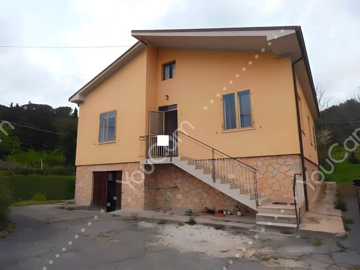 Casa quadrilocale in vendita in Via Roma Asse Sud, Jesi