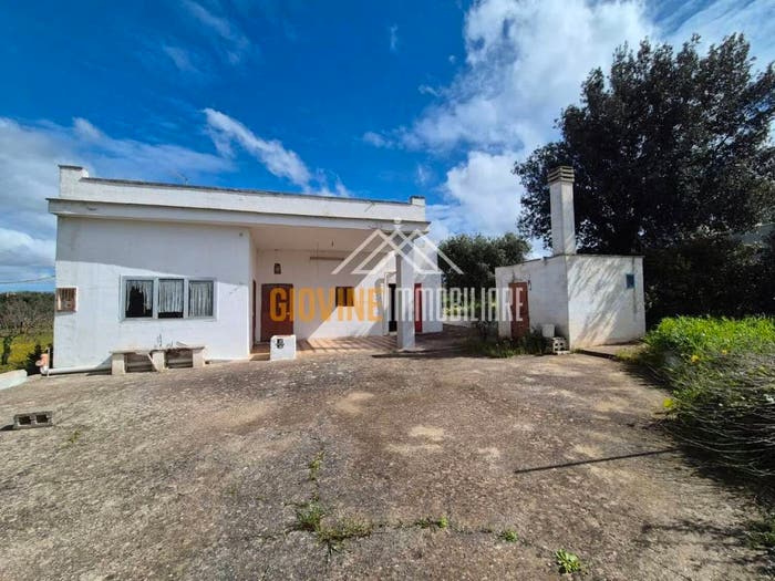 Casa trilocale in vendita in Strada Caliandro Zona M, Martina Franca