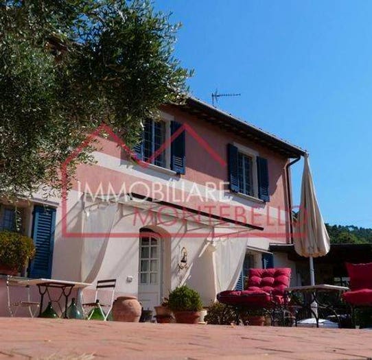 Casa con 6 locali in vendita in Via Xxv Aprile, Stiava, Massarosa