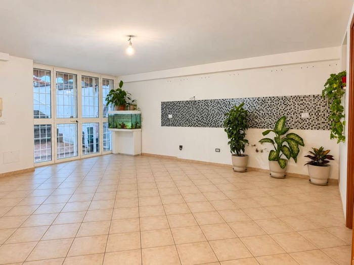 Casa trilocale in vendita in Via Foglia, Tor San Lorenzo Nuova California, Ardea