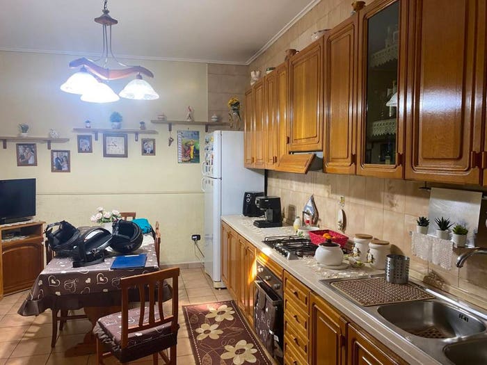 Appartamento quadrilocale in vendita in Capodichino, Napoli