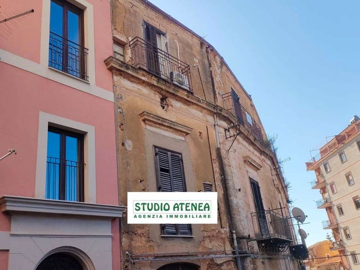 Appartamento trilocale in vendita in Via San Giacomo, Centro Storico, Agrigento
