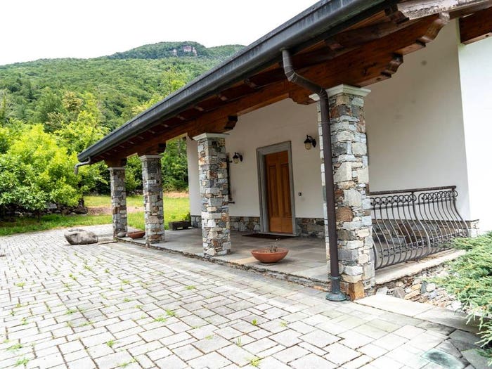 Casa con 6 locali in vendita in Via Provinciale, Centro, Cortenova
