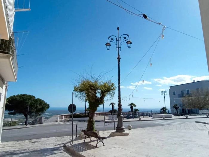 Casa con 6 locali in vendita in Via Ariosto, Centro, Mottola