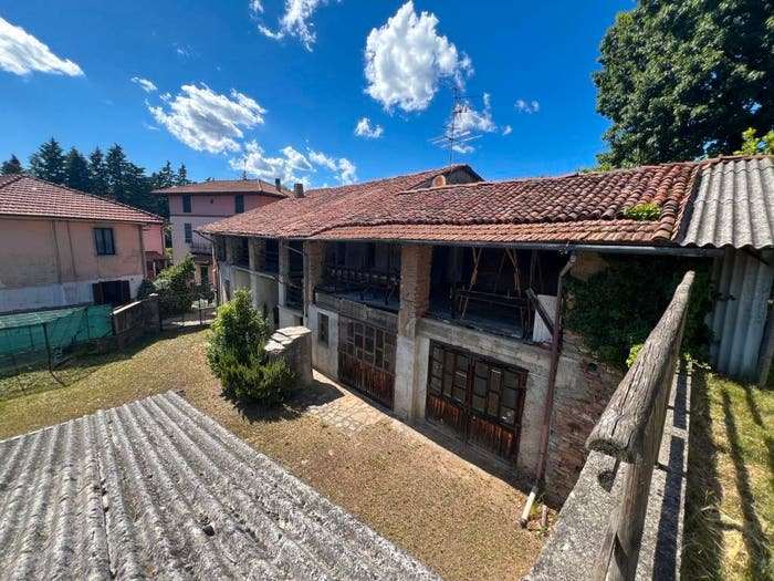Casa con 6 locali in vendita in Via Monici, Arsago Seprio