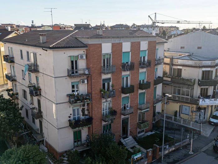 Appartamento con 5 locali in vendita in Stradone Santa Lucia, Santa Lucia Golosine, Verona