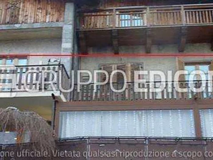 Appartamento quadrilocale in vendita in Via Torre, Somendenna, Zogno