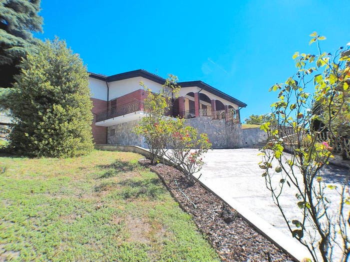 Casa con 6 locali in vendita in Via alla Stazione, Centro, Solonghello
