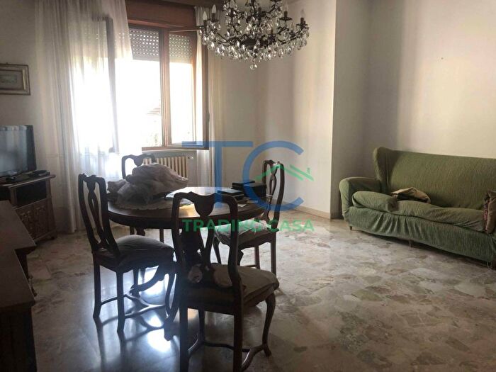 Appartamento trilocale in vendita in Via Rinaldo Ancillotti, Dante Cheope, Piacenza