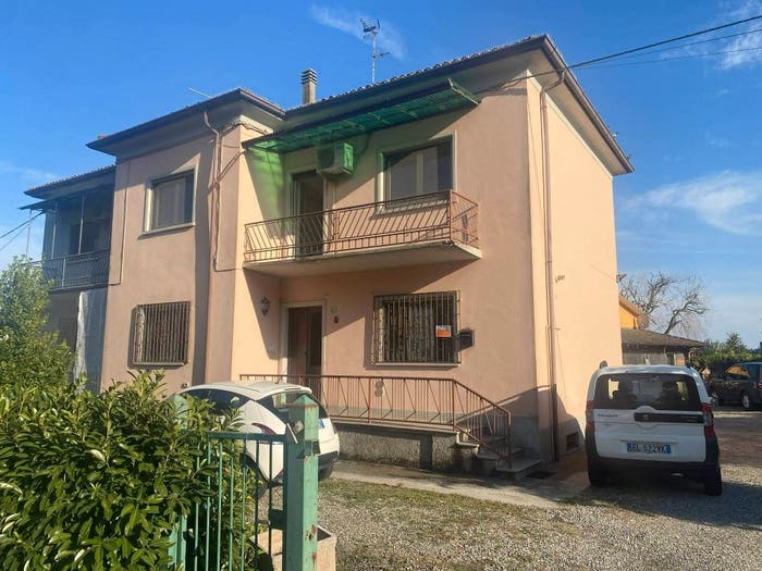 Casa quadrilocale in vendita in Via Granelli San Nazzaro, San Nazzaro, Monticelli d'Ongina