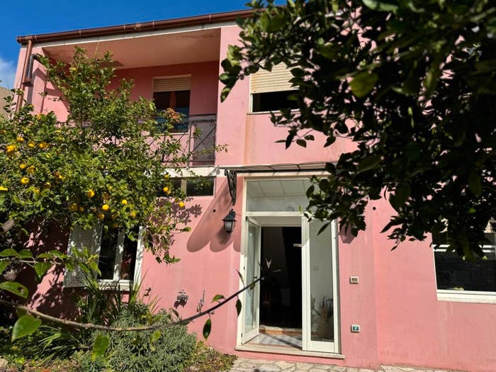 Casa con 6 locali in vendita in Via Cesare Battisti, Centro, Tresnuraghes