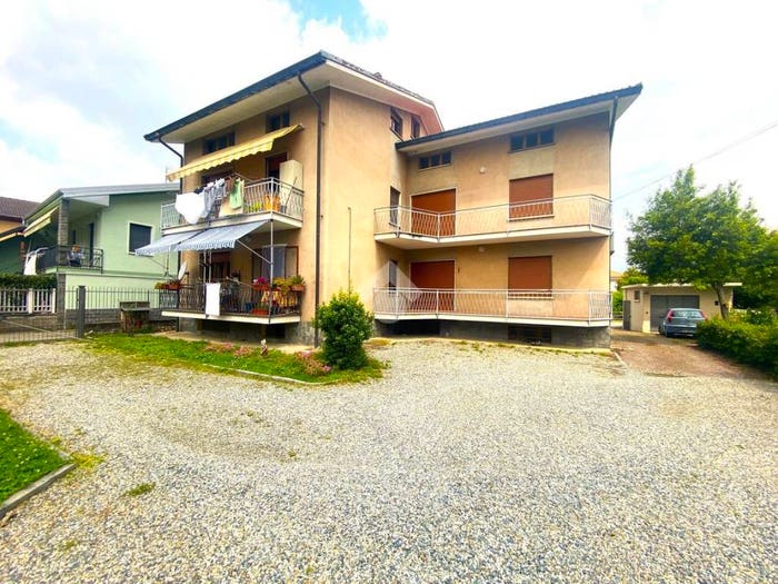 Appartamento quadrilocale in vendita in Via ferruccio martinis, Montalto Dora