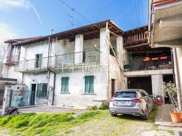 Casa trilocale in vendita in Via San Giuseppe, Centro, Bosisio Parini