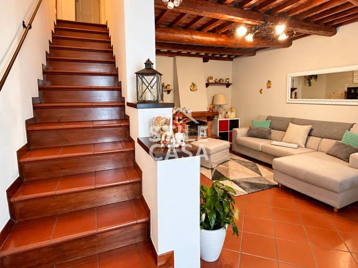 Casa con 6 locali in vendita in Via di Sant'Alessio Traversa V, Sant'Alessio Carignano, Lucca