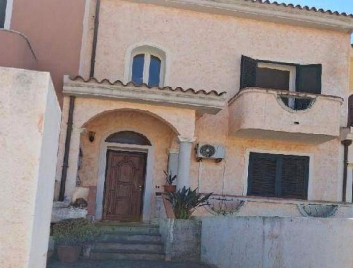 Casa in vendita in Via Tuttavista, Galtellì
