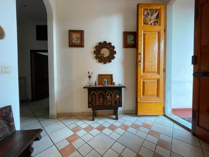 Appartamento con 6 locali in vendita in Via Giugno, Bassa, Cerreto Guidi