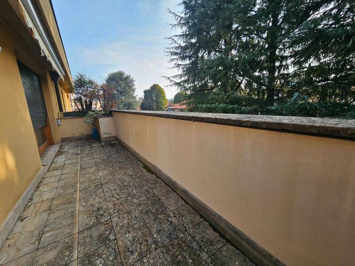 Casa quadrilocale in vendita in Via dell'Assunzione, Barlassina