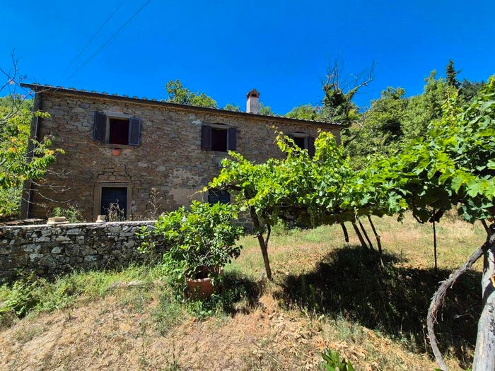 Casa trilocale in vendita in Case Sparse San Pietro Vaglie, Cortona