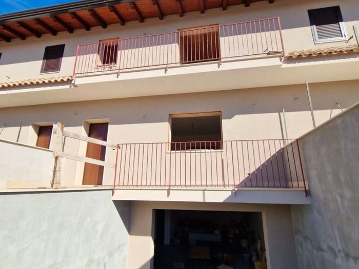 Casa trilocale in vendita in Via Calatafimi, Centro, Belpasso